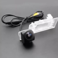 Видеокамера SPD-303 Volkswagen Passat (12+), Skoda Rapid с выносом