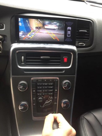 Штатная магнитола для Volvo S60/V60 (2011-2017) c поддержкой БК и настроек авто на Android 10