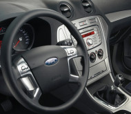 Автомагнитола для Ford Mondeo с кондиционером (2007-2010) Compass L