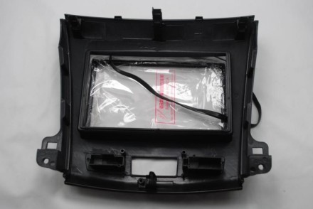 ramka outlander xl1.jpg