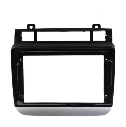 Рамка для установки в VOLKSWAGEN Touareg 2010- 2018 для дисплея 9 дюймов