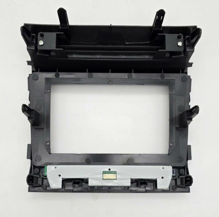 Установочный комплект для дисплеев 10 дюймов в Toyota Land Cruiser 2010 - 2012 Тип A