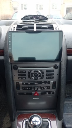 Рамка для установки в Peugeot 407 (04-10) Серая, для дисплея 9 дюймов