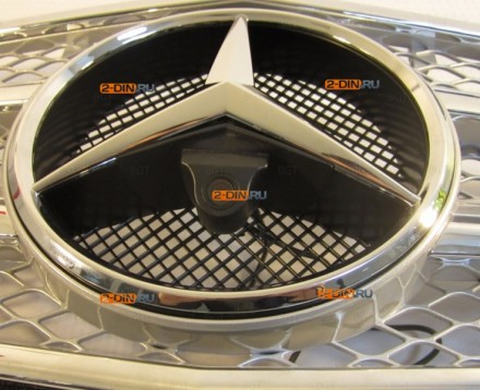 front camera mersedes benz 4z7.jpg