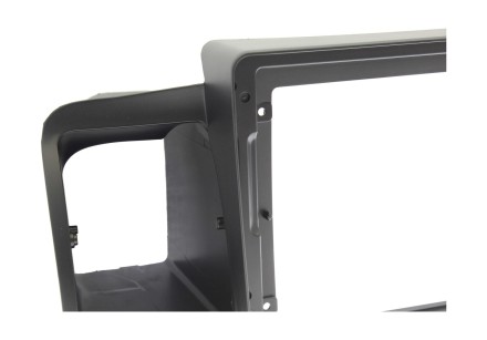 Рамка переходная TOYOTA Corolla (01-04) для дисплея 9 дюймов ЧЕРНЫЙ цвет