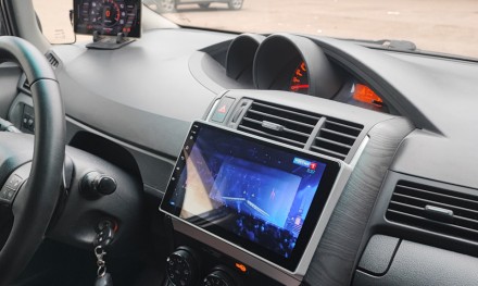 Рамка переходная TOYOTA Verso (09-16) с климат-контролем для дисплея 9 дюймов