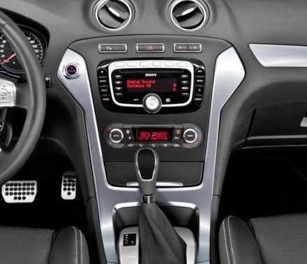 Рамка переходная Ford Mondeo (10-15) (без навигации) для дисплея 10 дюймов