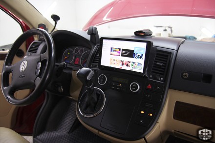 Головное устройство Volkswagen Transporter, Multivan T5 (03-15) Ownice OL с поддержкой кругового обзора с SIM 4G + HI-FI с DSP, Carplay