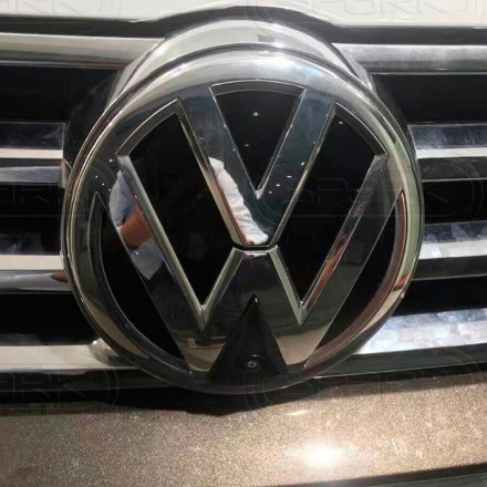 Видеокамера фронтальная Volkswagen универсальная