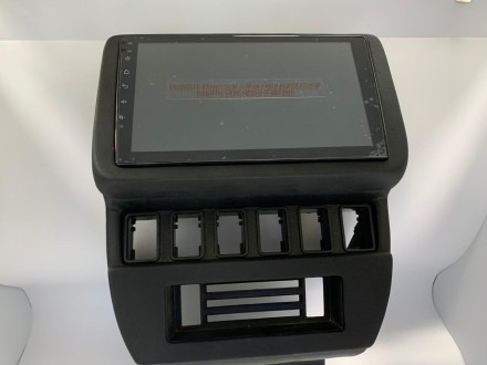 Рамка переходная в Лада Нива (Lada NIVA) для дисплея 9 дюймов (литье, пластик заводской)