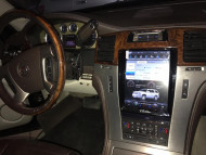Штатная магнитола в стиле Тесла для Cadillac Escalade (2006-2015) Compass NH